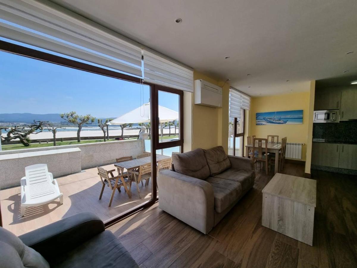 Playa Rapadoira - Bajos Con Terraza Apartment